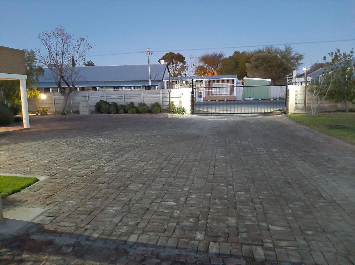 En Route Beaufort West Exterior foto