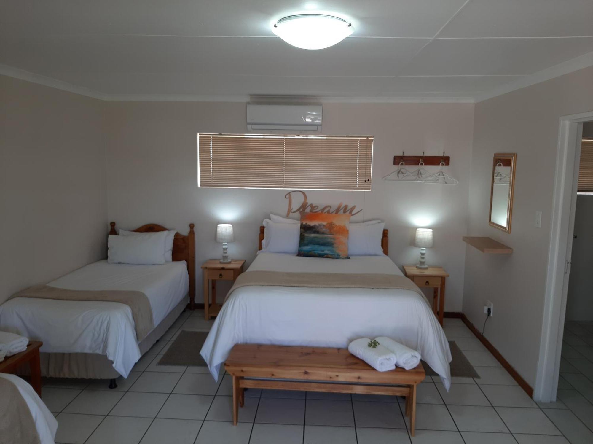 En Route Beaufort West Quarto foto